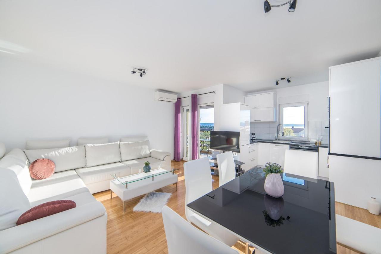 Apartments Crystal Makarska Exterior photo